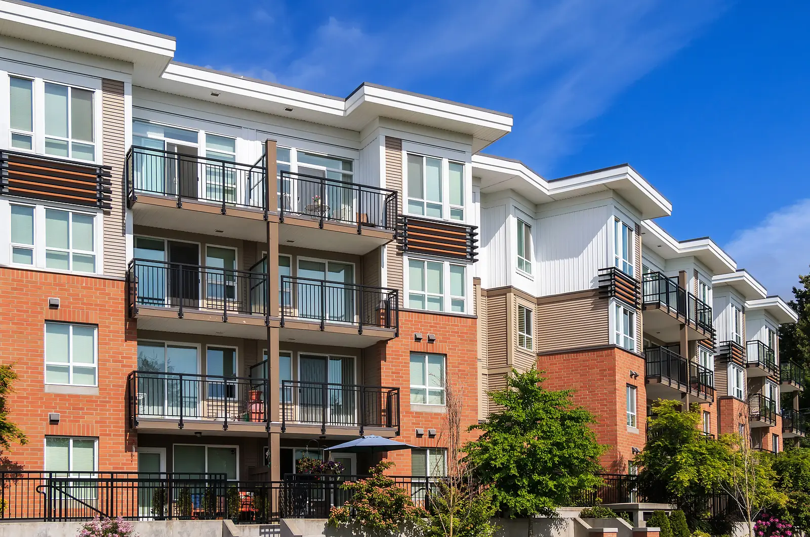 Commercial vs Residential Rental Properties: What’s the Difference?